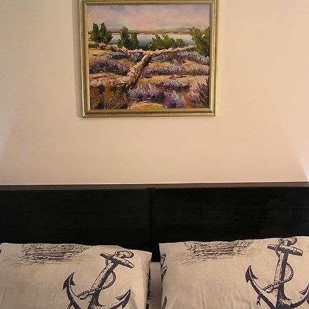 Studio Apartments Fabjanac Трогир Экстерьер фото